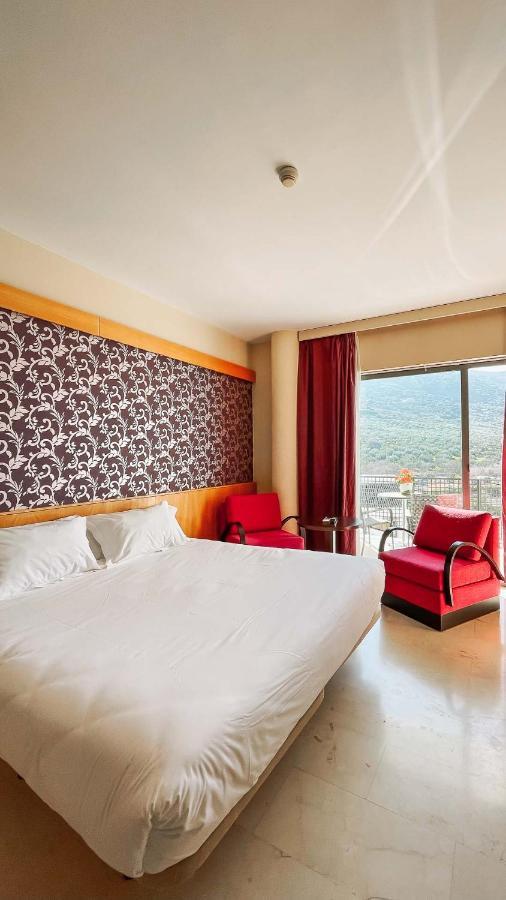 Hotel Mencia Subbetica Dona Mencia Exterior photo